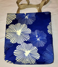 Basic Tote: African Blue Cream Flowers