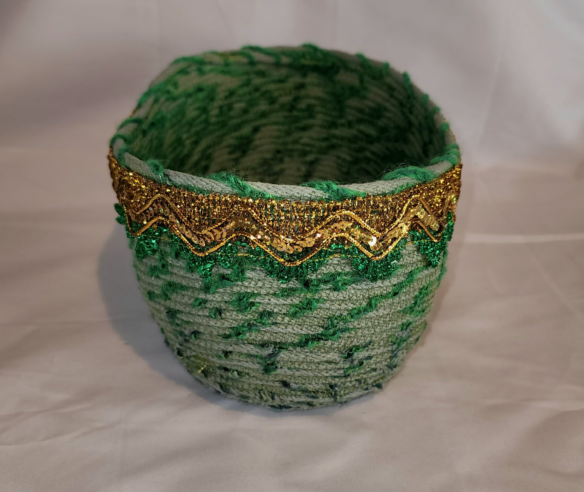 Rope Bowls: Green Bowl with Gold Trim
