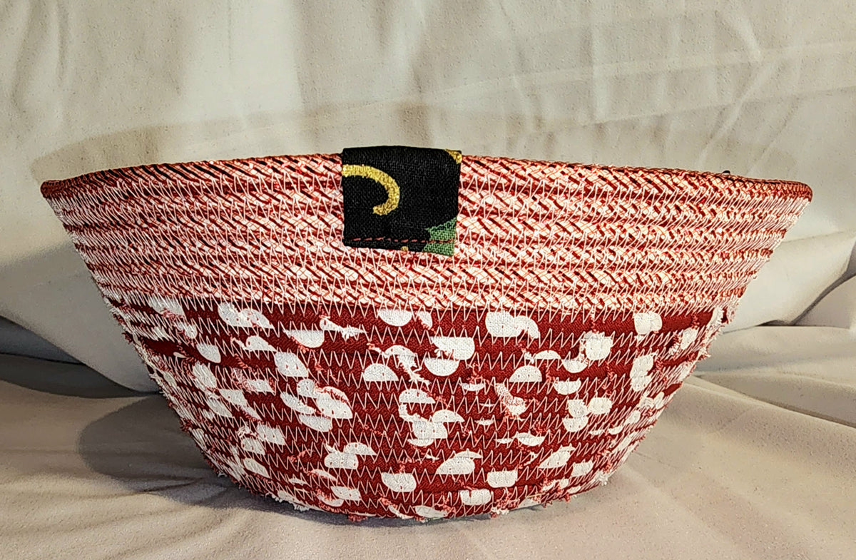 Rope Bowl: Red With Christmas Pine Cone, Coiled Rope, Holiday Edition, Home Decor