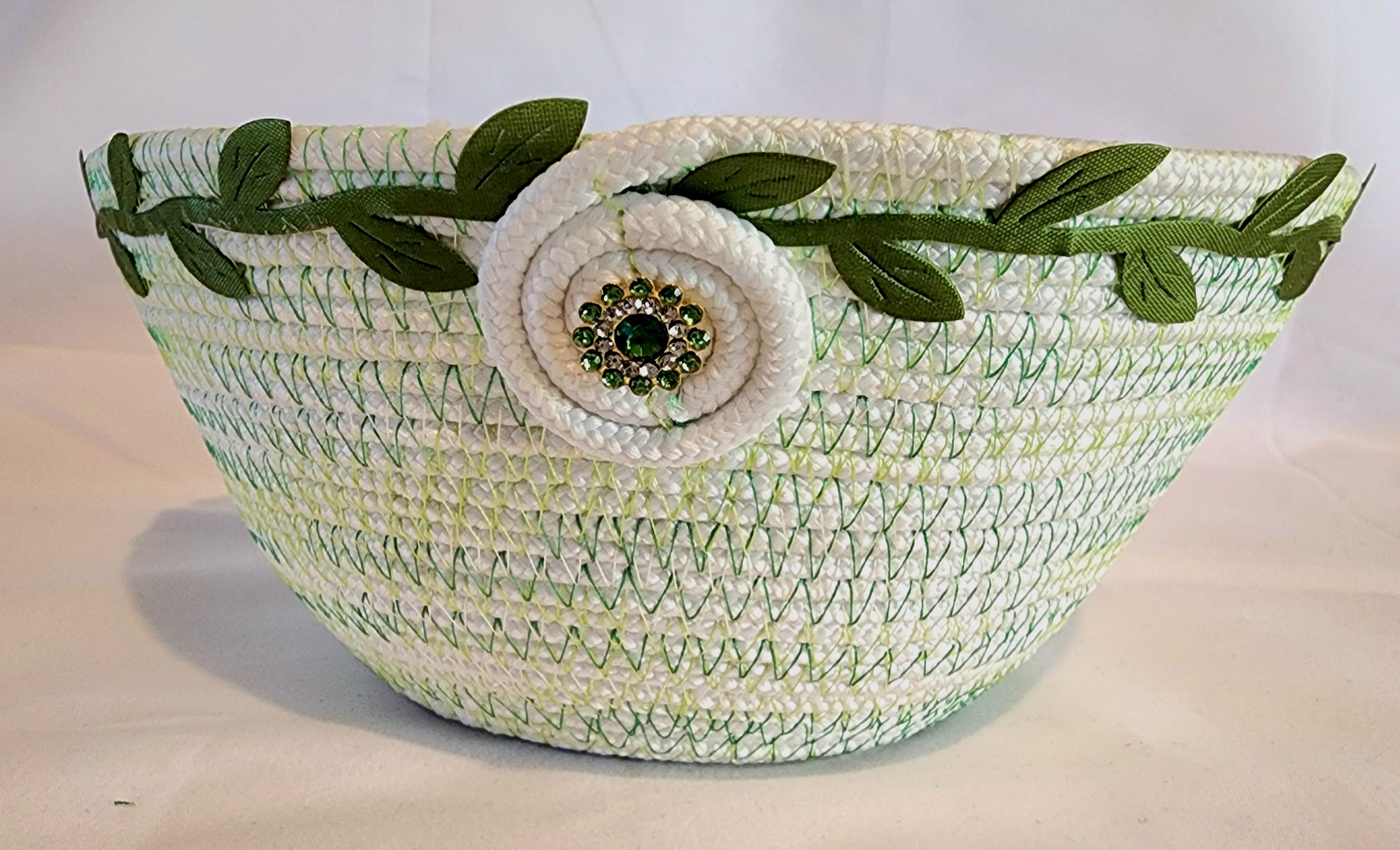Rope Bowl: White Ivy