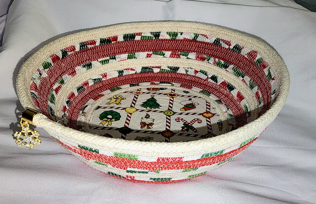 Rope Bowl: Green. Red, White with Christmas Base, Coiled Rope, Holiday Edition, Home Decor