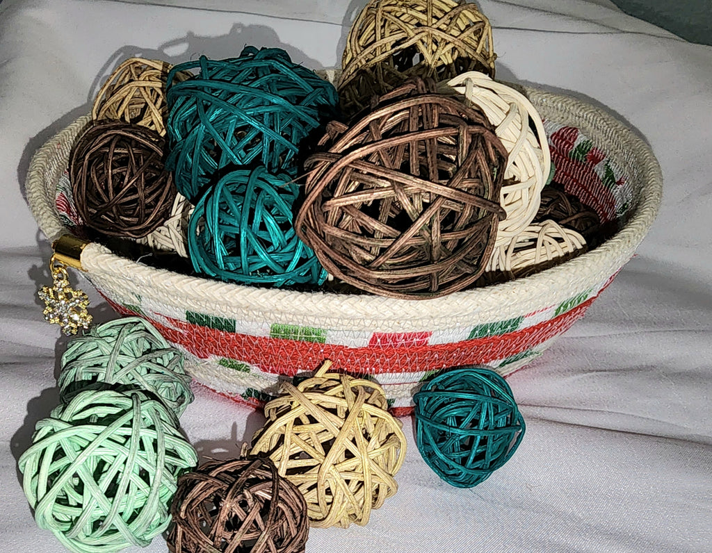 Rope Bowl: Green. Red, White with Christmas Base, Coiled Rope, Holiday Edition, Home Decor